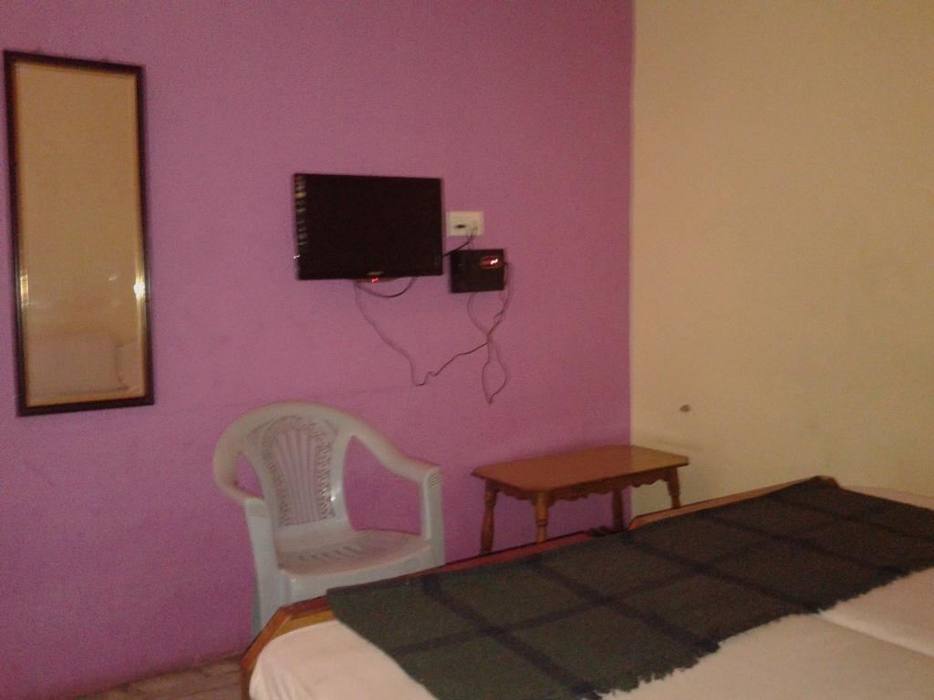 Noble Residency Hotel Tirupati Bilik gambar